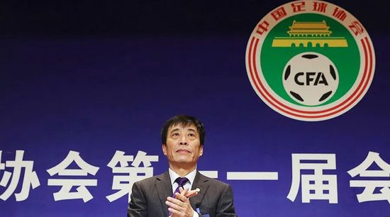 秋霞伊人